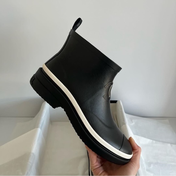 Chanel Black Short Rain Boots 2023 - Picture 7 of 11